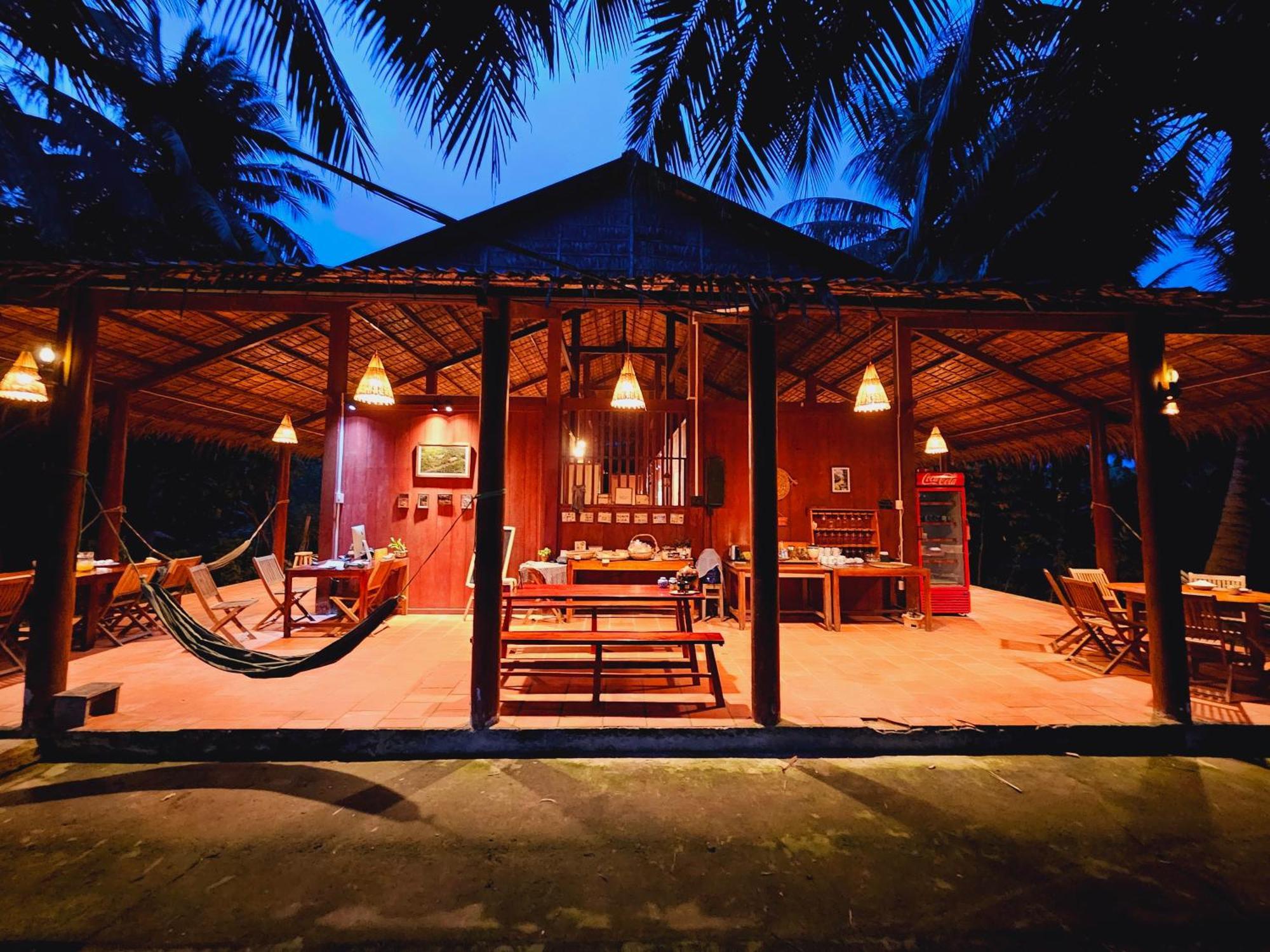 Ba Danh Homestay & Kitchen - Ben Tre Mekong Exteriör bild